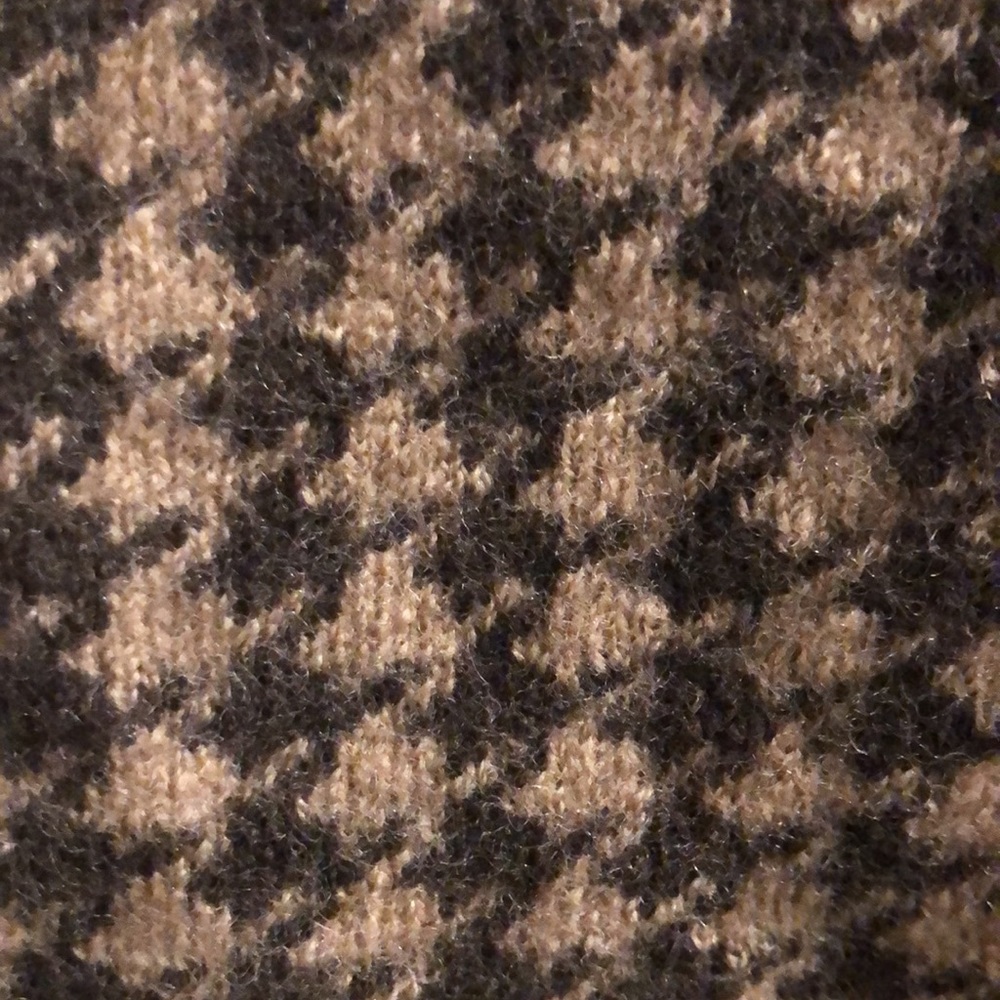 Talbots Sweater - Picture 5 of 8